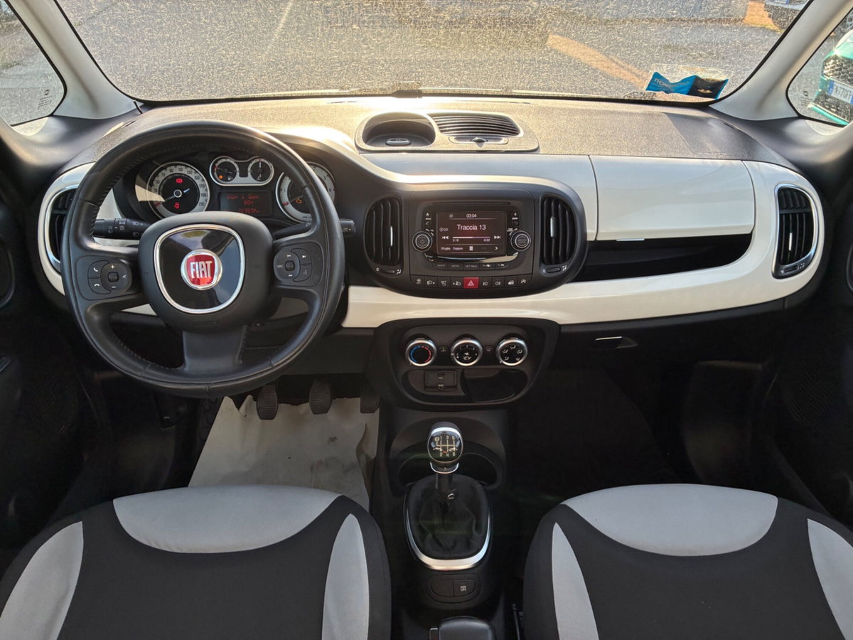 Fiat 500L Living 1.6 Multijet 105 CV Lounge (11)
