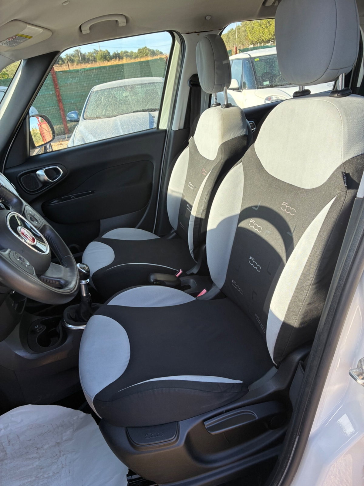 Fiat 500L Living 1.6 Multijet 105 CV Lounge (9)