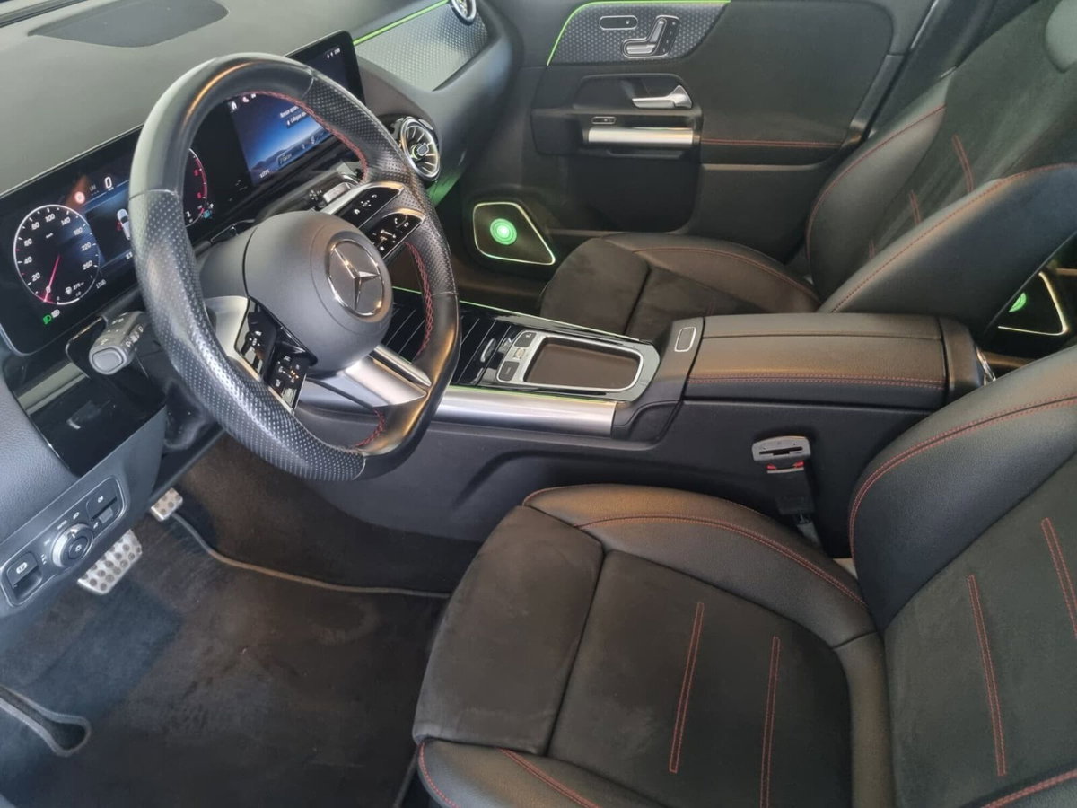 Mercedes-Benz GLA SUV 200 d AMG Line Premium Plus 4matic auto (7)