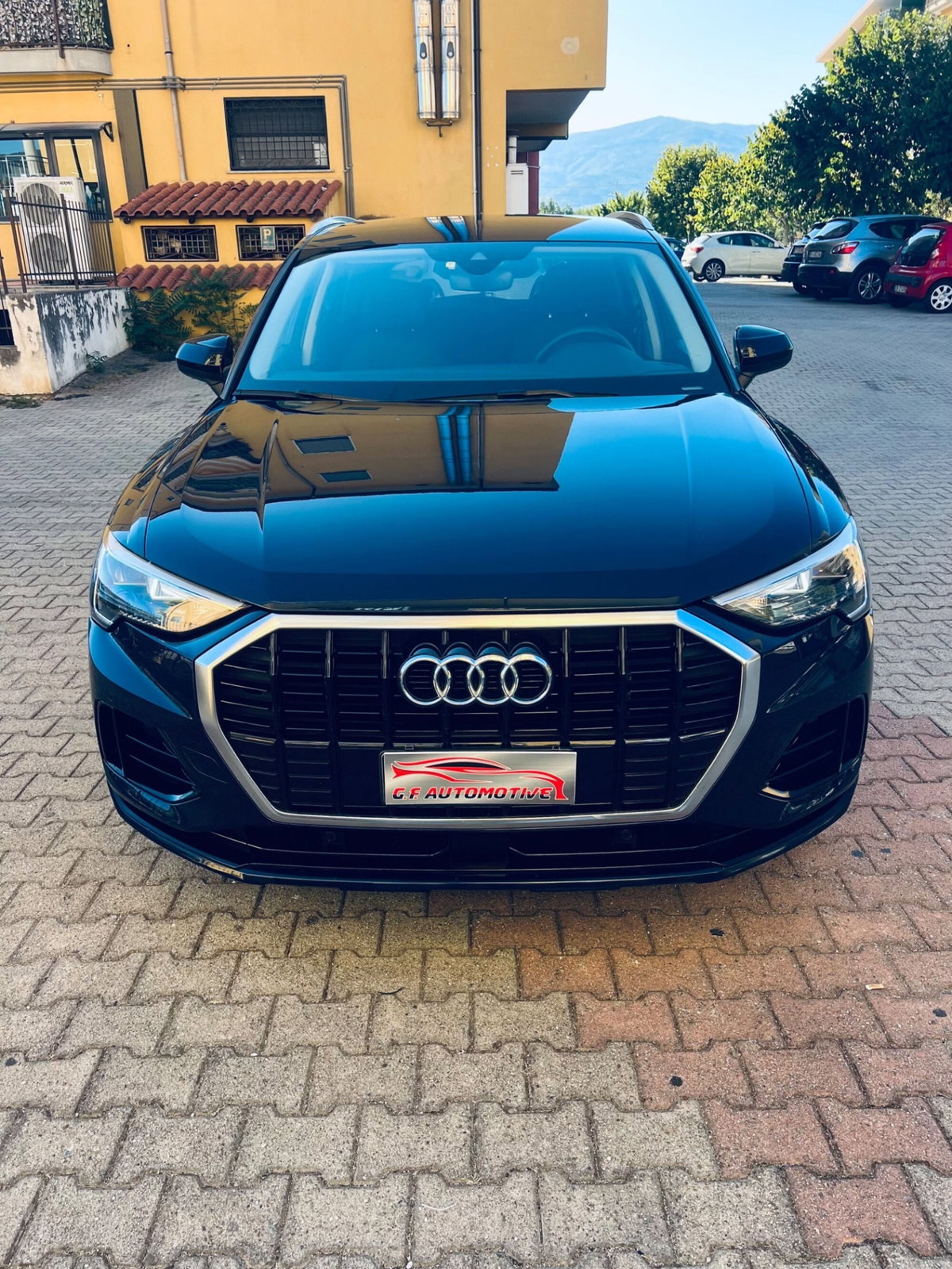 Audi Q3 2.0 TDI 150 CV Business