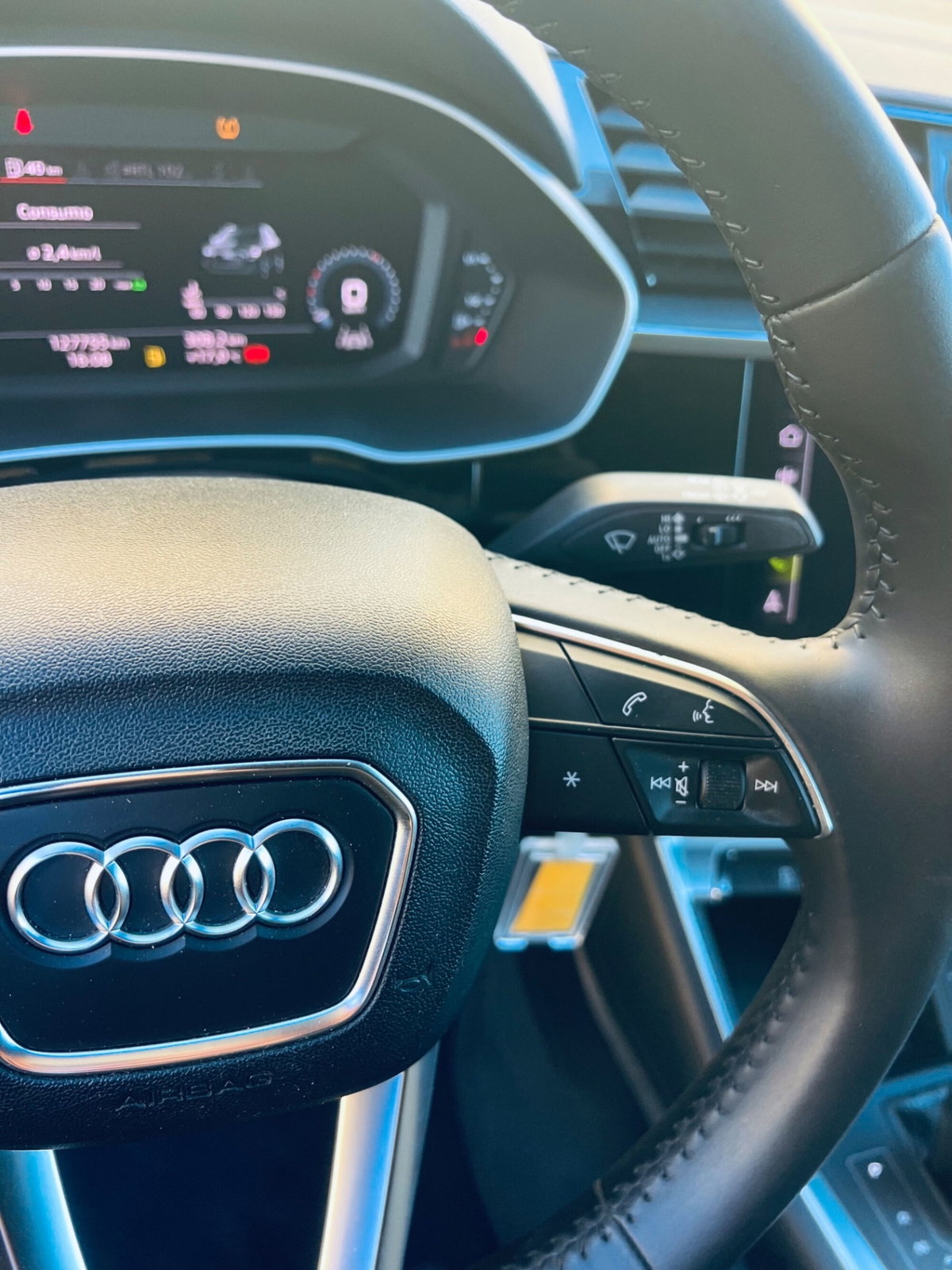 Audi Q3 2.0 TDI 150 CV Business (16)