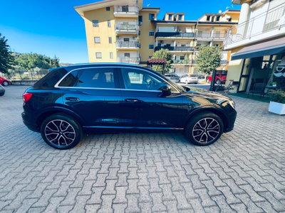 Audi Q3 2.0 TDI 150 CV Business (4)