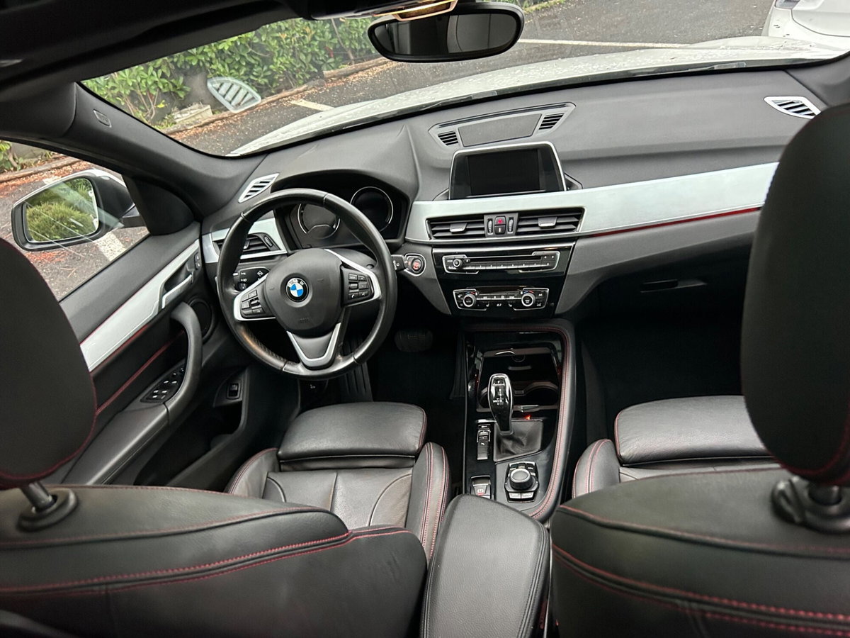 BMW X1 sDrive18d xLine (12)