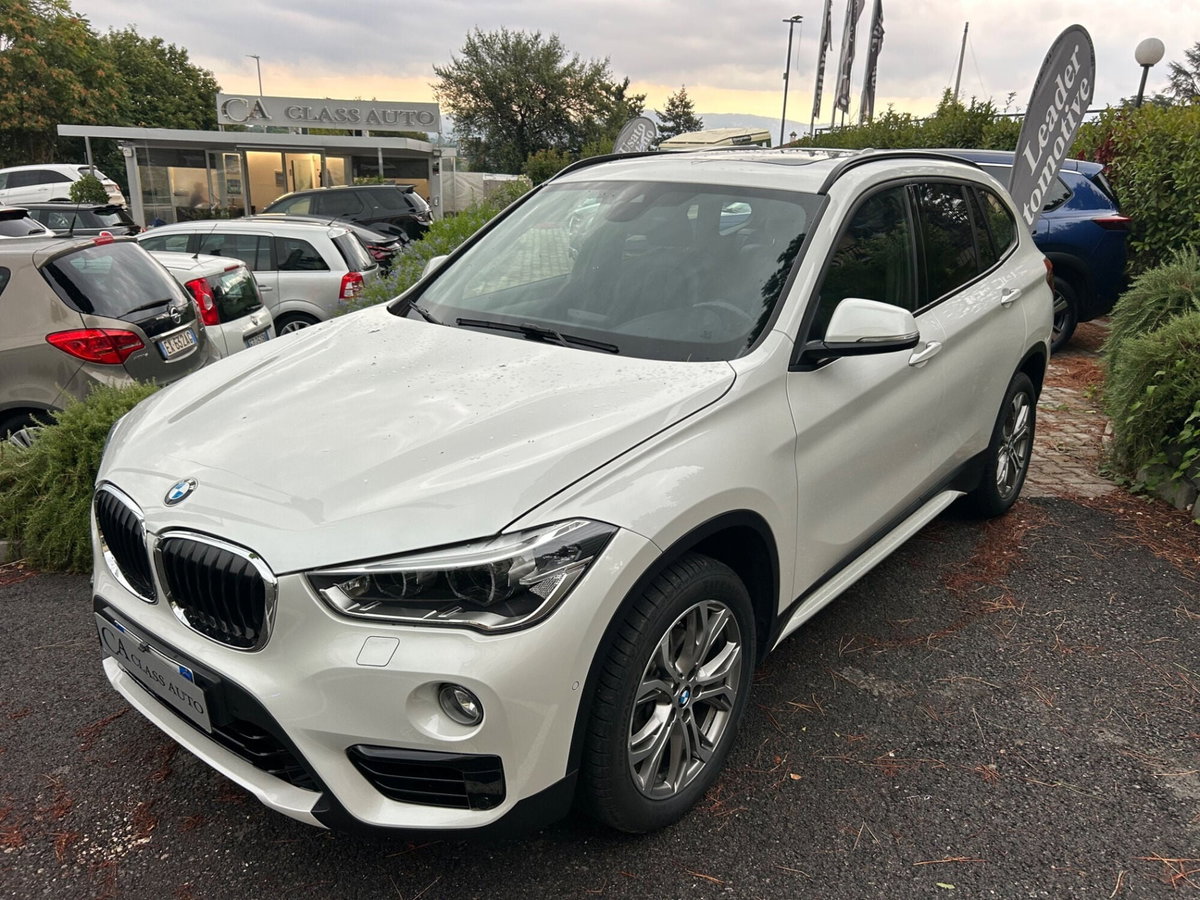 BMW X1 sDrive18d xLine (2)
