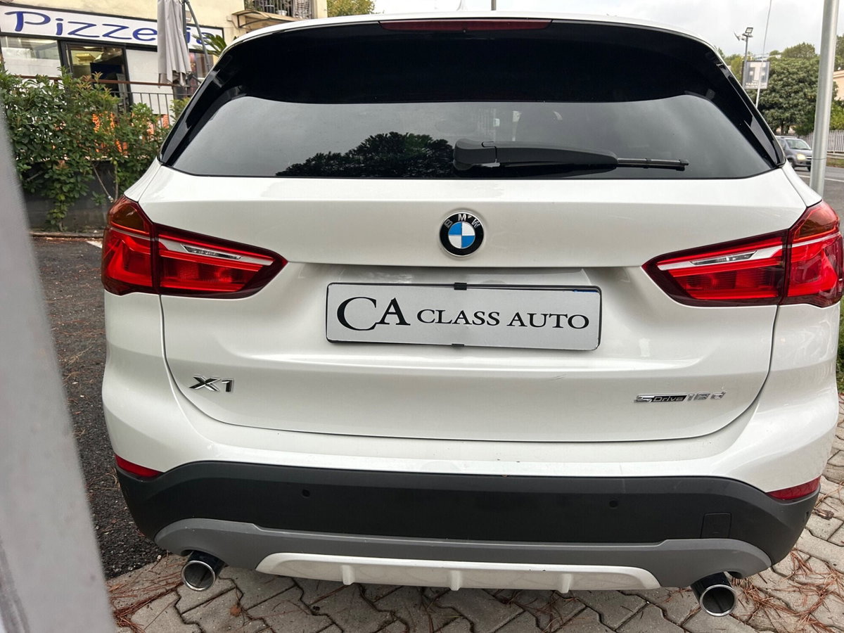 BMW X1 sDrive18d xLine (5)
