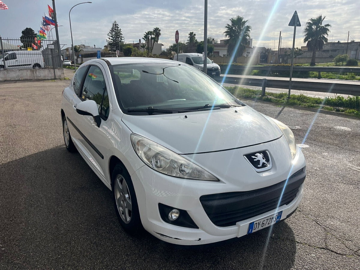 Peugeot 207 8V 75CV 3p. X Line ECO GPL (3)
