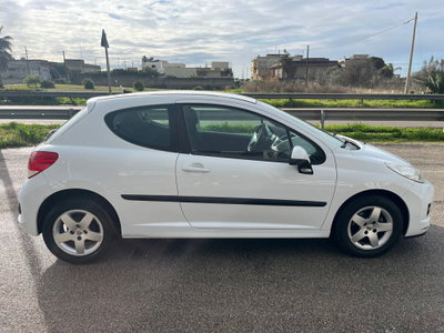 Peugeot 207 8V 75CV 3p. X Line ECO GPL (4)