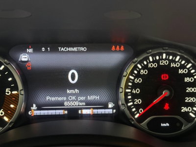 Jeep Renegade 1.6 Mjt 130 CV Limited (13)
