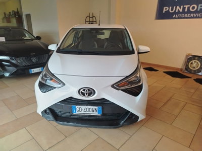Toyota Aygo Connect 1.0 VVT-i 72 CV 5 porte x-cool (7)