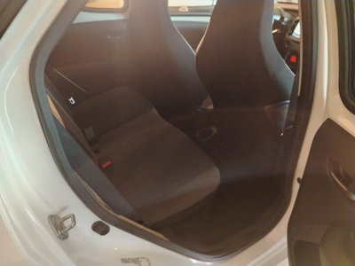 Toyota Aygo Connect 1.0 VVT-i 72 CV 5 porte x-cool (9)