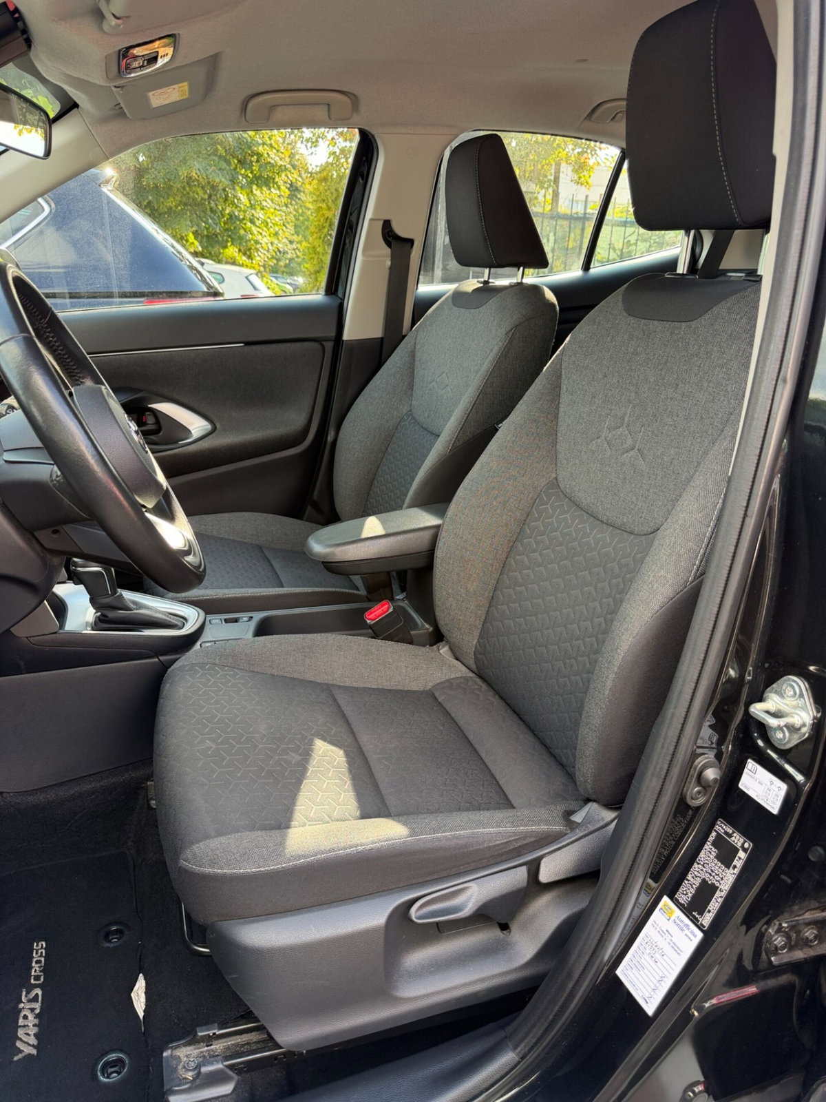 Toyota Yaris Cross 1.5h GR Sport Black Sky fwd 116cv e-cvt (9)