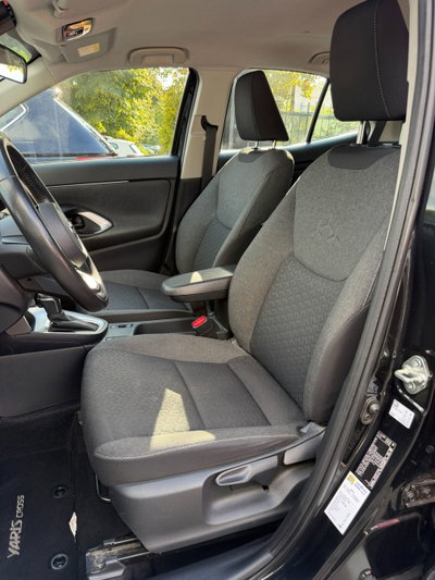 Toyota Yaris Cross 1.5h GR Sport Black Sky fwd 116cv e-cvt (9)