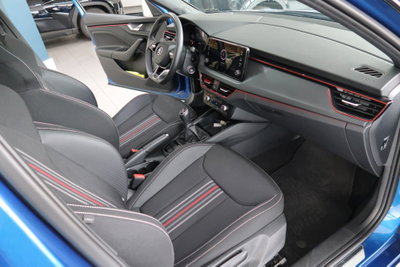 Skoda Kamiq 1.0 TSI 115 CV Monte Carlo (11)