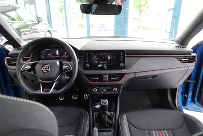 Skoda Kamiq 1.0 TSI 115 CV Monte Carlo (8)