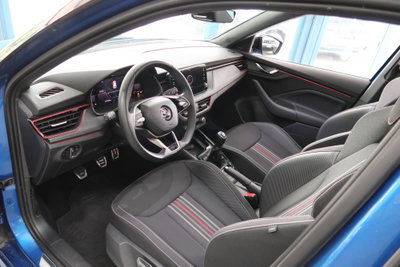 Skoda Kamiq 1.0 TSI 115 CV Monte Carlo (9)