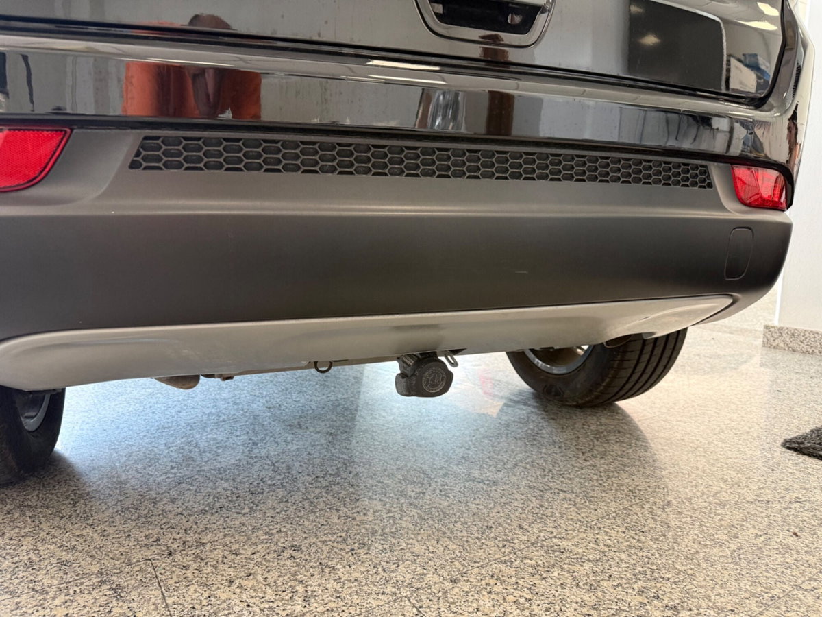 Jeep Compass 1.3 T4 190CV PHEV AT6 4xe Business Plus (4)