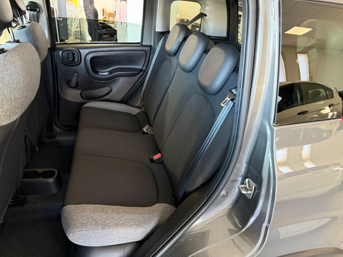 Fiat Panda 1.0 FireFly S&S Hybrid City Life (12)