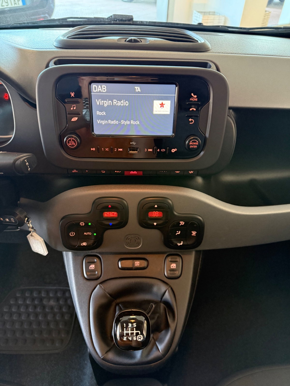 Fiat Panda 1.0 FireFly S&S Hybrid City Life (9)