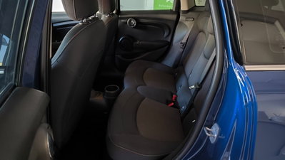 MINI Mini 1.5 Cooper D Business 5 porte (17)