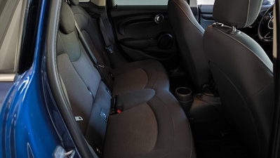 MINI Mini 1.5 Cooper D Business 5 porte (18)