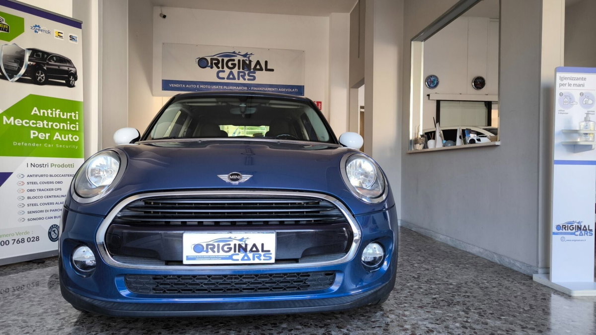 MINI Mini 1.5 Cooper D Business 5 porte (3)