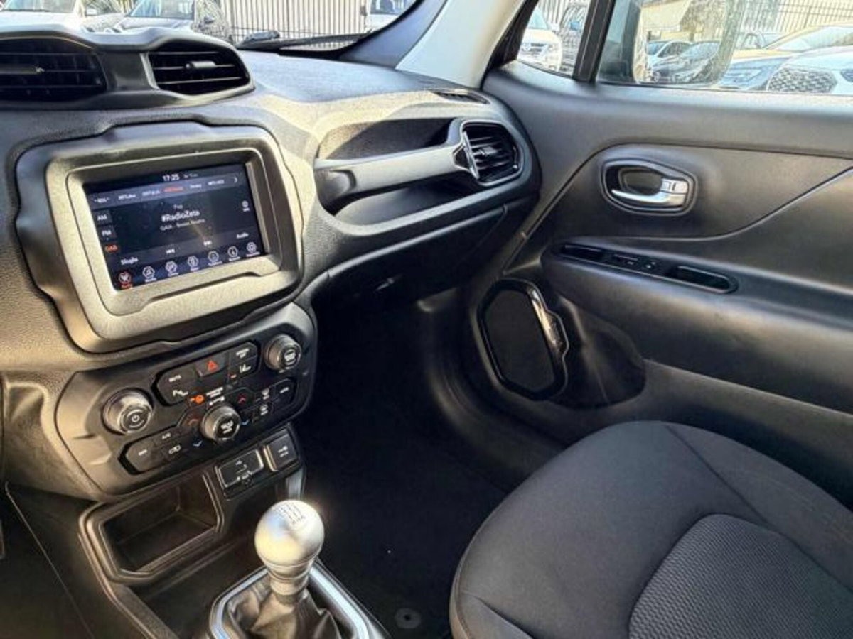 Jeep Renegade 1.6 Mjt 120 CV Night Eagle (12)