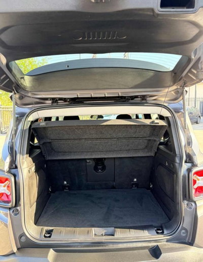 Jeep Renegade 1.6 Mjt 120 CV Night Eagle (16)