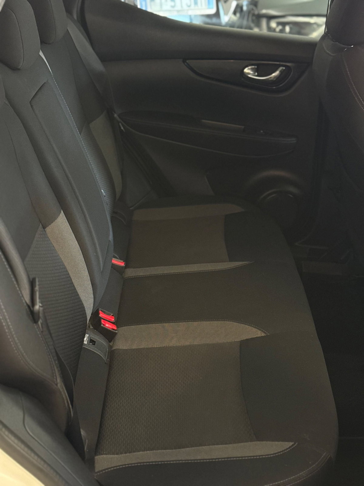 Nissan Qashqai 1.5 dCi 115 CV Tekna (11)