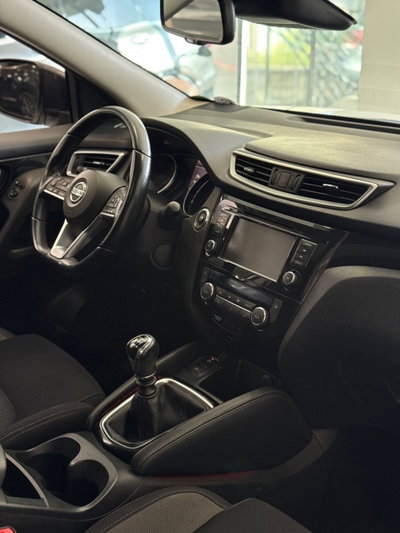 Nissan Qashqai 1.5 dCi 115 CV Tekna (14)