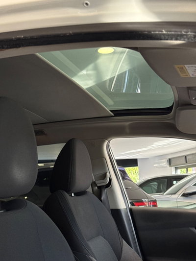 Nissan Qashqai 1.5 dCi 115 CV Tekna (15)
