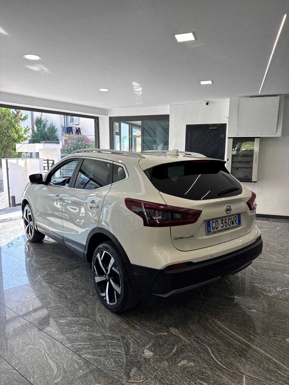 Nissan Qashqai 1.5 dCi 115 CV Tekna (2)
