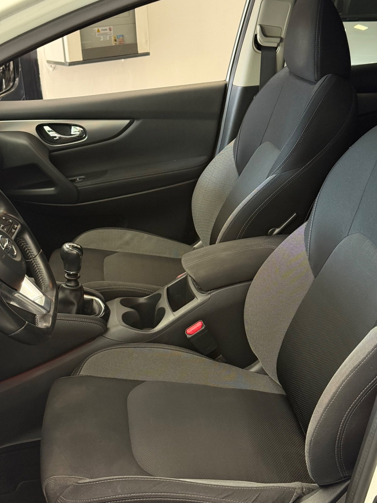Nissan Qashqai 1.5 dCi Tekna (10)