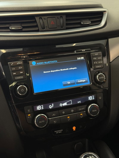 Nissan Qashqai 1.5 dCi Tekna (13)
