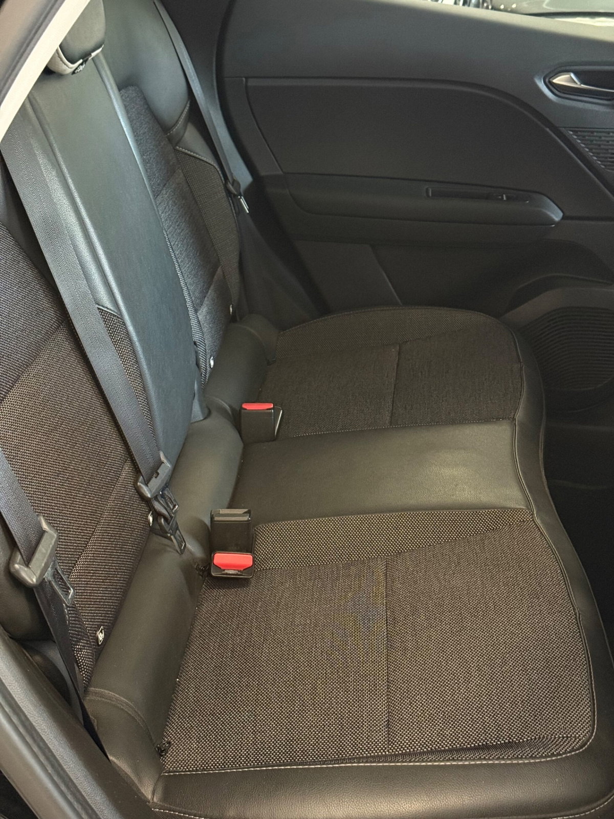 Renault Captur TCe 100 CV GPL Techno (11)