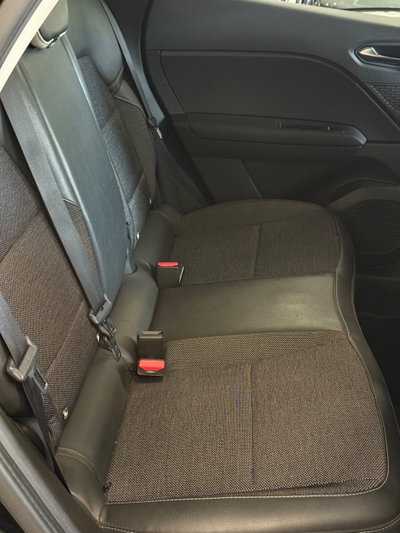 Renault Captur TCe 100 CV GPL Techno (11)