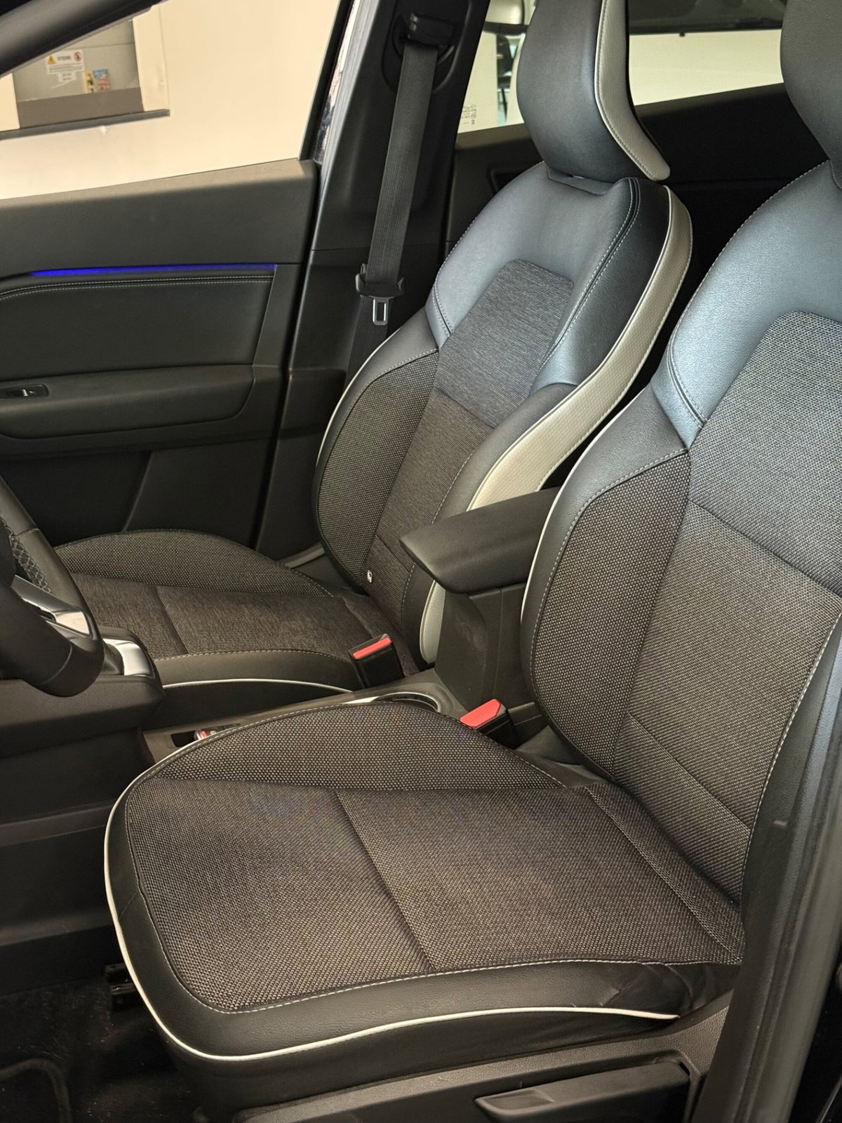 Renault Captur TCe 100 CV GPL Techno (7)
