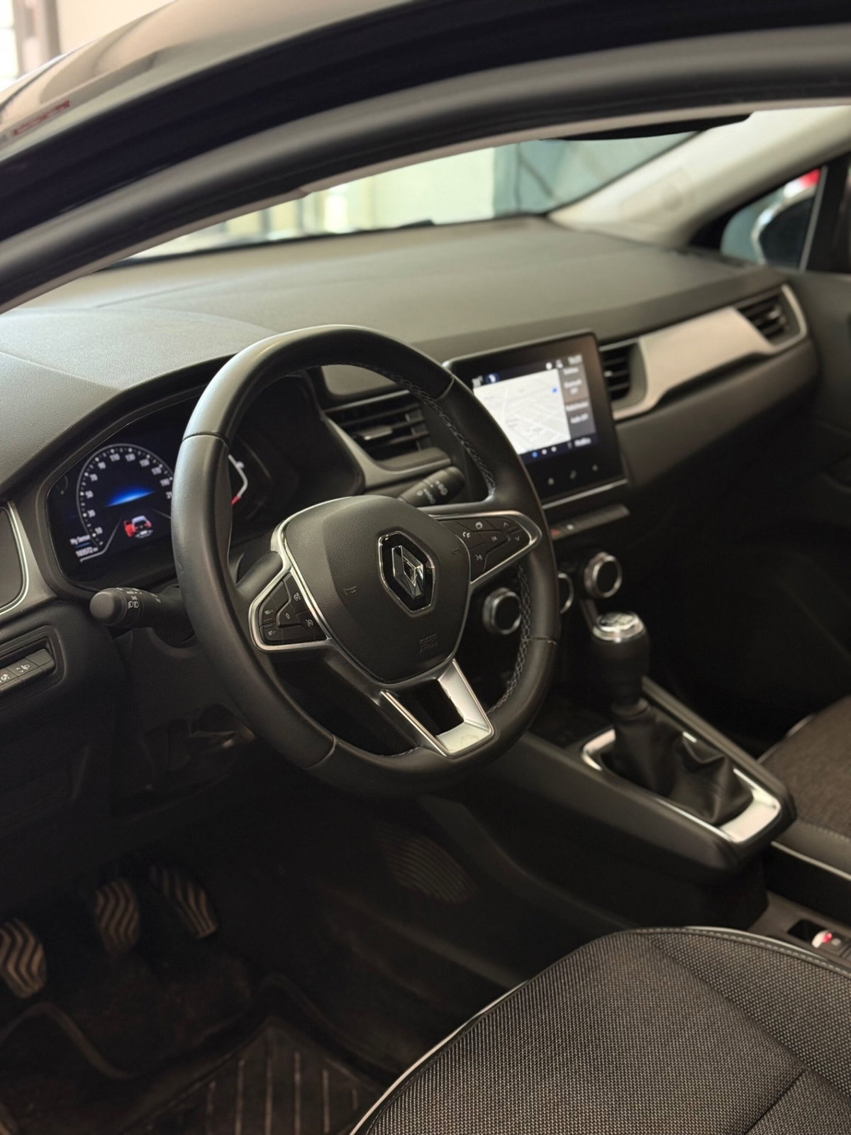 Renault Captur TCe 100 CV GPL Techno (9)