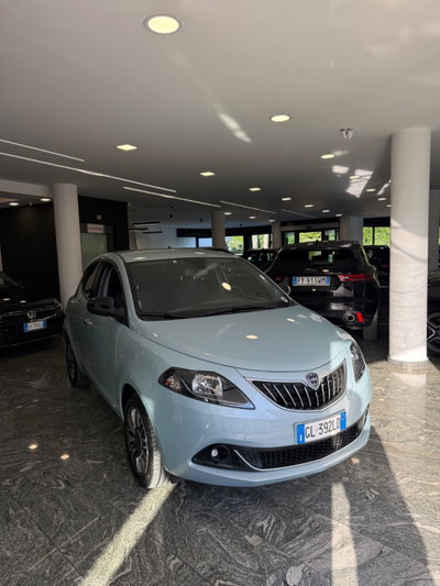 Lancia Ypsilon 1.0 FireFly 5 porte S&S Hybrid Maryne (4)