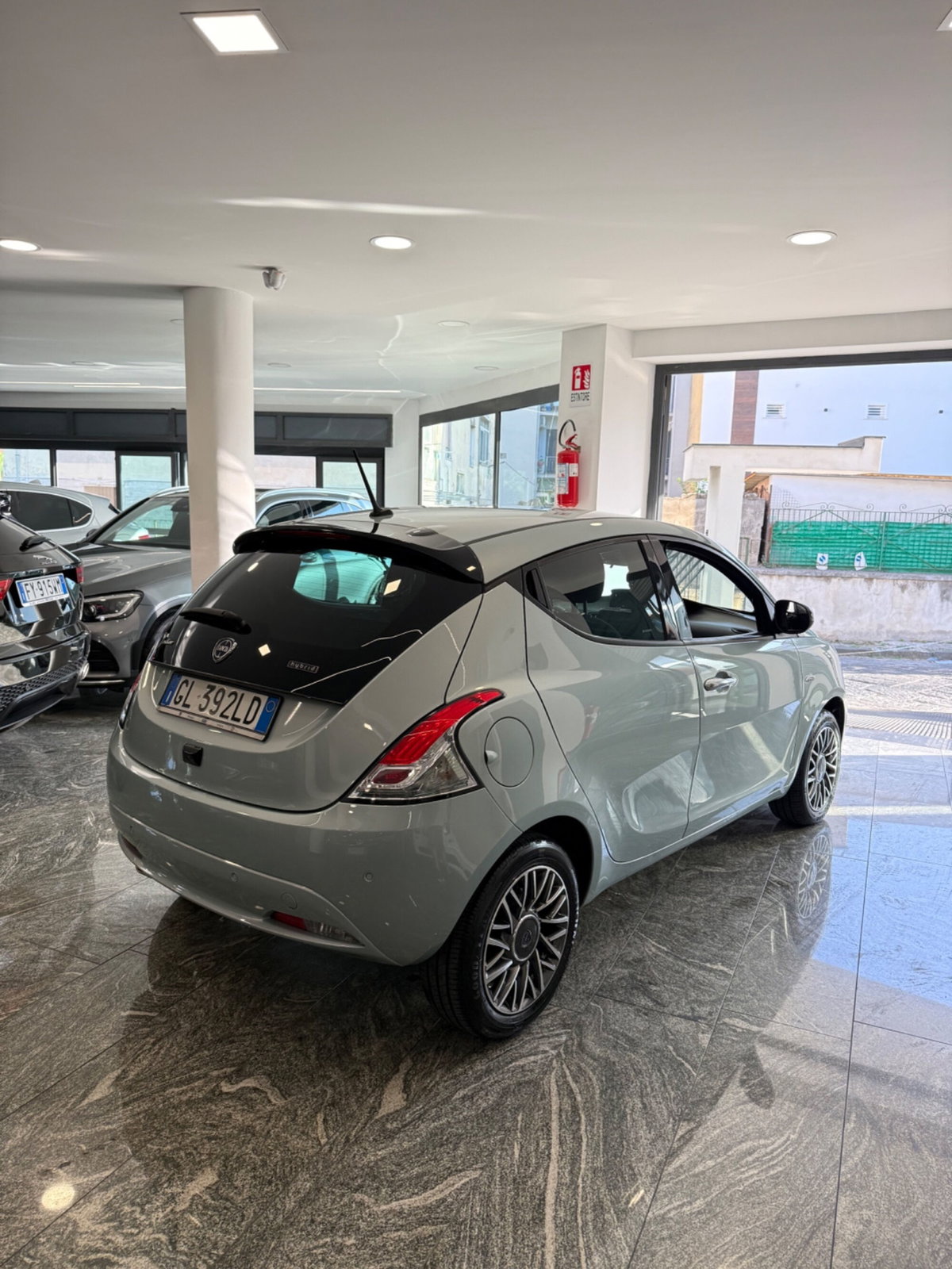 Lancia Ypsilon 1.0 FireFly 5 porte S&S Hybrid Maryne (5)