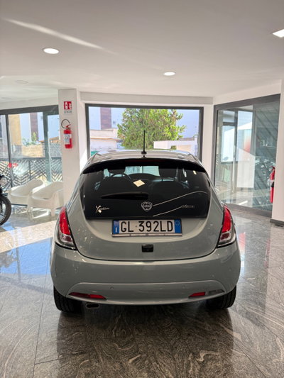 Lancia Ypsilon 1.0 FireFly 5 porte S&S Hybrid Maryne (7)