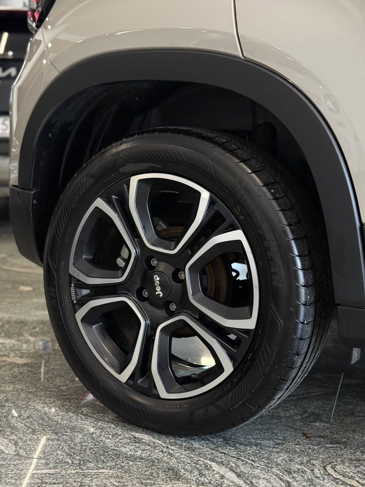 Jeep Avenger 1.2 turbo Summit fwd 100cv (17)