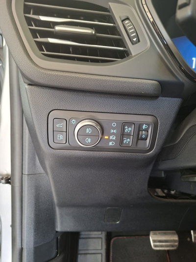 Ford Kuga 2.5 Plug In Hybrid 225 CV CVT 2WD ST-Line (13)
