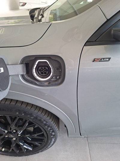 Ford Kuga 2.5 Plug In Hybrid 225 CV CVT 2WD ST-Line (16)