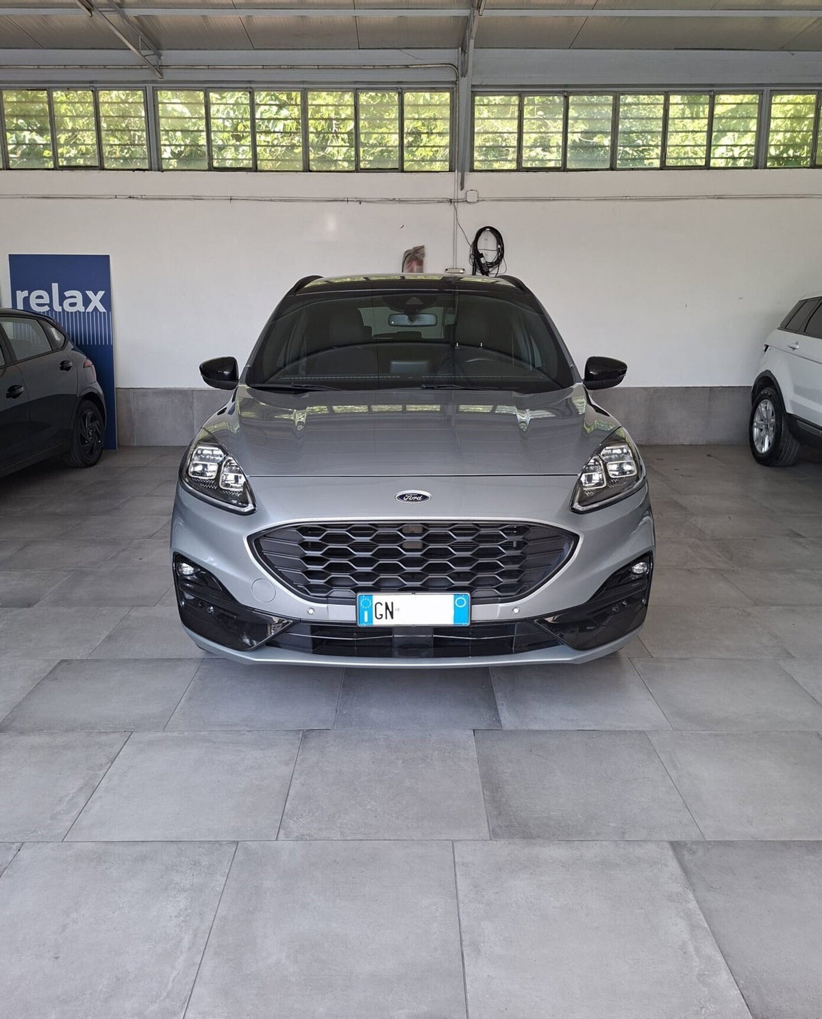 Ford Kuga 2.5 Plug In Hybrid 225 CV CVT 2WD ST-Line (2)