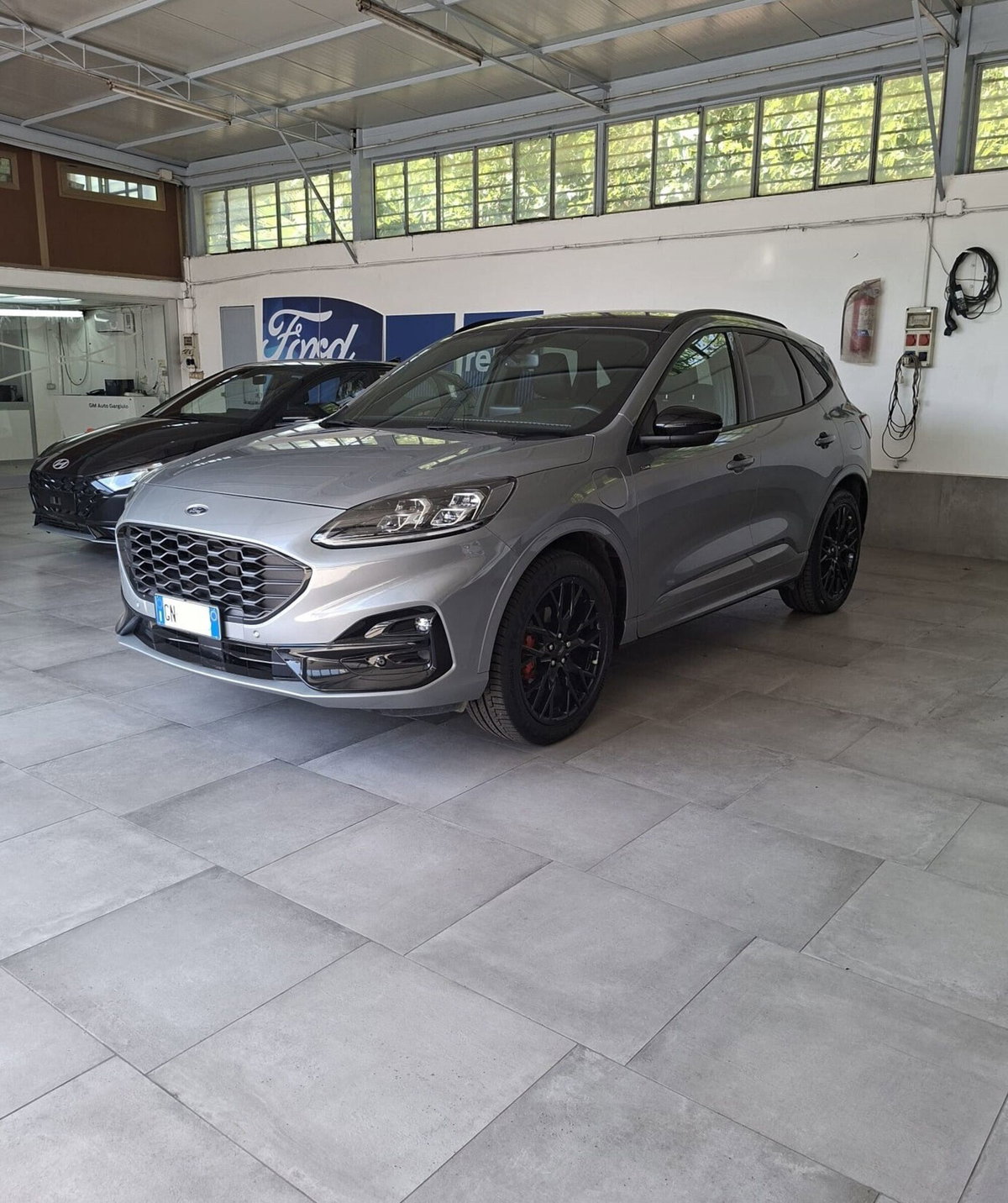Ford Kuga 2.5 Plug In Hybrid 225 CV CVT 2WD ST-Line (3)