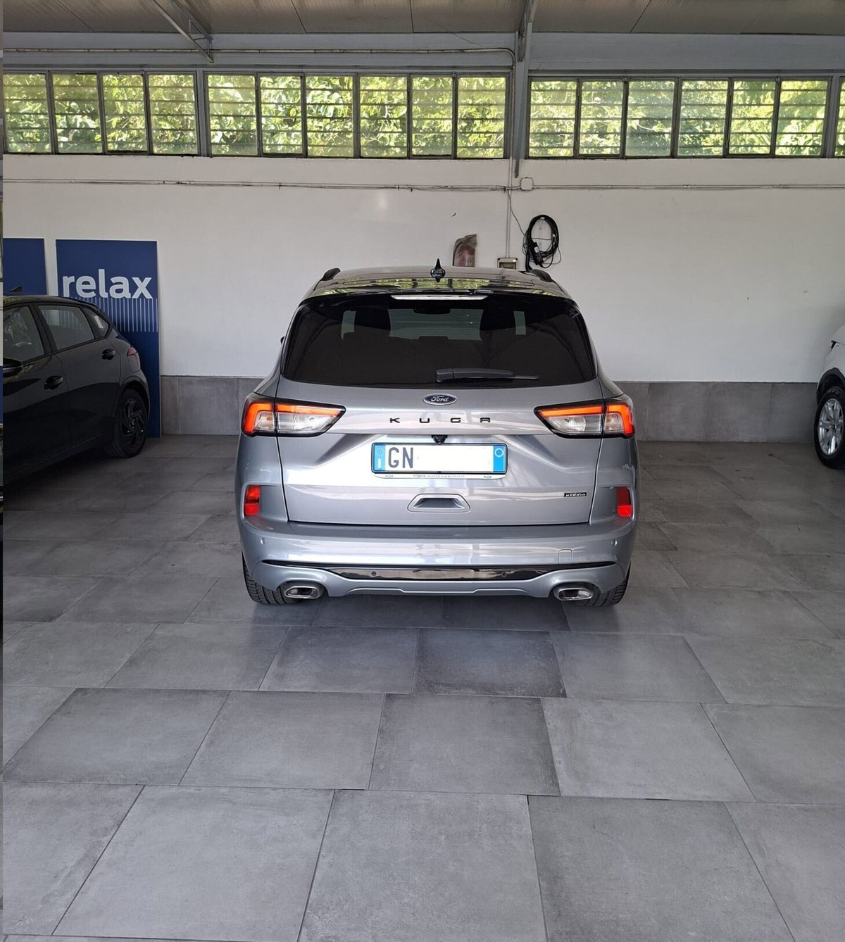 Ford Kuga 2.5 Plug In Hybrid 225 CV CVT 2WD ST-Line (5)