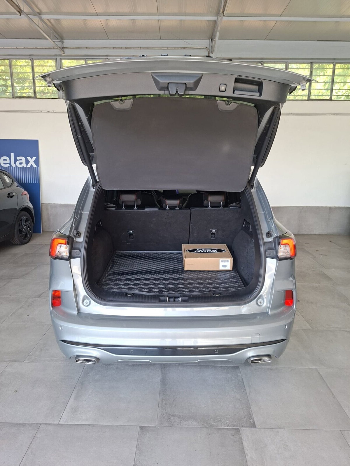 Ford Kuga 2.5 Plug In Hybrid 225 CV CVT 2WD ST-Line (7)