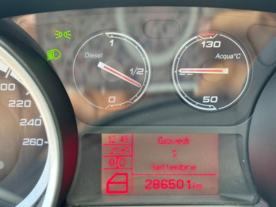 Alfa Romeo Giulietta 2.0 JTDm-2 Distinctive 140cv (13)