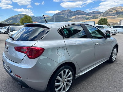 Alfa Romeo Giulietta 2.0 JTDm-2 Distinctive 140cv (4)