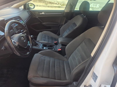 Volkswagen Golf 2.0 TDI 150 CV SCR R-Line (15)